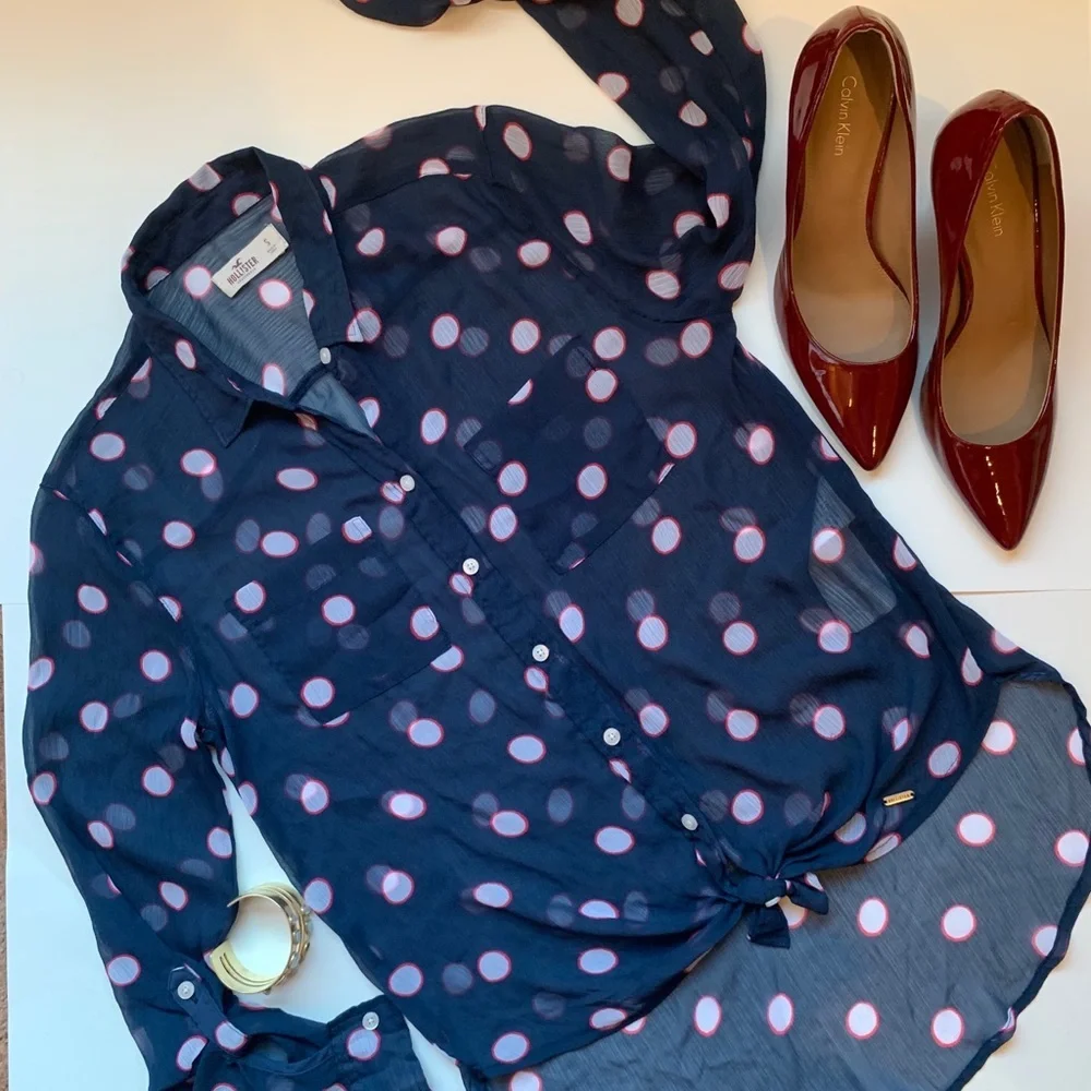 Hollister navy blue white dots knot shirt Small - Picture 4 of 8